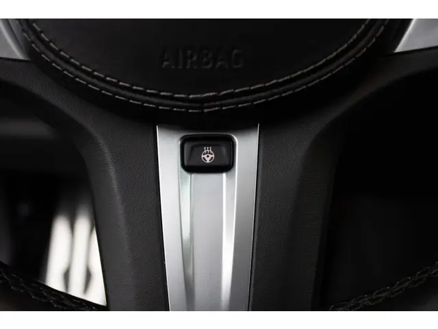 BMW X5 xDrive40i High Executive 2018 Benzine 16