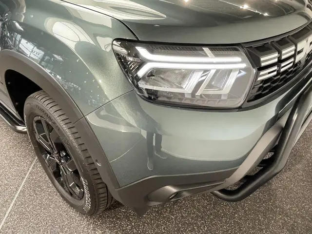Dacia Duster 1.0 TCe 100 ECO-G Extreme 2023 Benzine 23