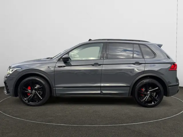Volkswagen Tiguan 1.5 TSI R-Line Business+ 2022 Benzine 32