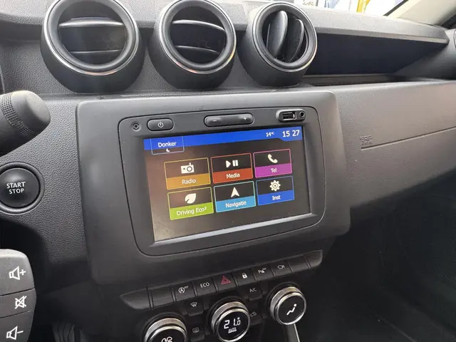 Dacia Duster TCe 130 15th Anniversary 2021 Benzine 17