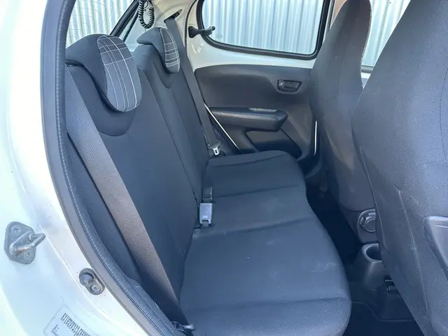 Peugeot 108 1.0 e-VTi Active 2017 Benzine 23