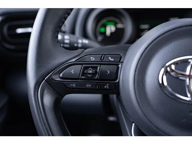 Toyota Yaris 1.5 Hybrid 115 Comfort 2022 Hybride Benzine 33