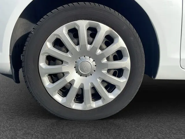 Ford Fiesta 1.25 2017 Benzine 22