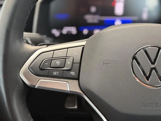 Volkswagen Polo 1.0 TSI R-Line 2024 Benzine 16