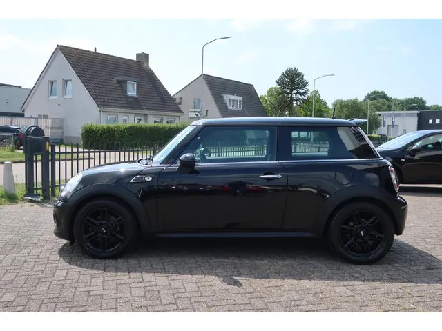 MINI One Mini 1.6 Chili 2014 Benzine 4