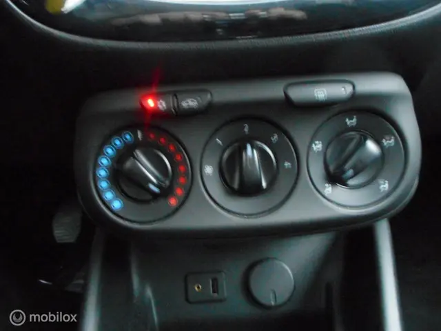 Opel Corsa 1.0 Turbo Business+ 2014 Benzine 13