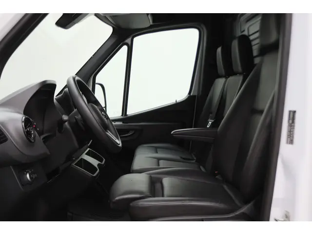 Mercedes-Benz Sprinter 317 CDI Aut. L2H1 2022 Diesel 11