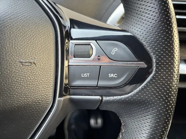 Peugeot 3008 1.2 PureTech GT Line 2018 Benzine 20