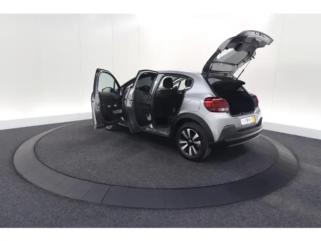 Citroën C3 PureTech 110 EAT6 Max 2024 Benzine 63