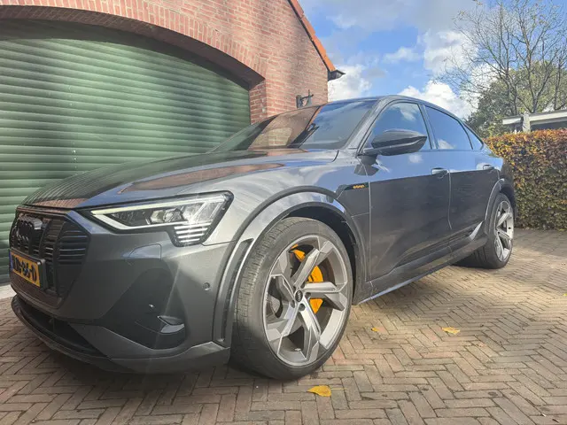 Audi e-tron Sportback S quattro 95 kWh 2022 Elektrisch 12