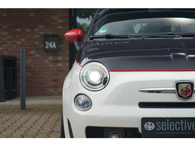 Abarth 500C 1.4 T-Jet Estetico 2012 Benzine 26