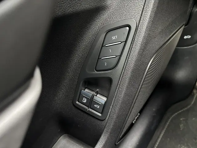 Audi Q3 45 TFSI e S edition 2022 Hybride Benzine 22