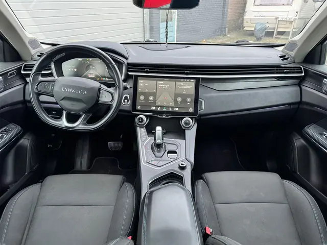 Lynk & Co 01 1.5 2021 Hybride Benzine 9