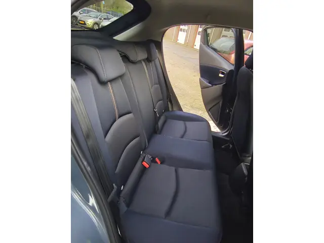 Mazda 2 1.5 Skyactiv-G Luxury 2020 Hybride Benzine 6