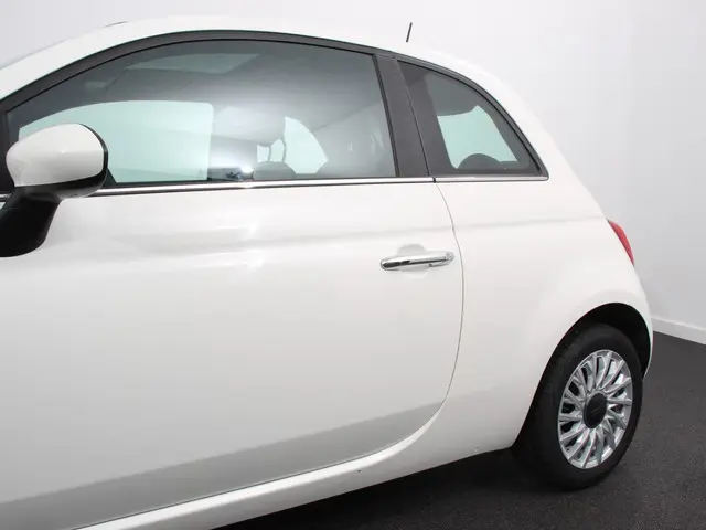 Fiat 500 1.0 Hybrid Dolcevita 2024 Benzine 28