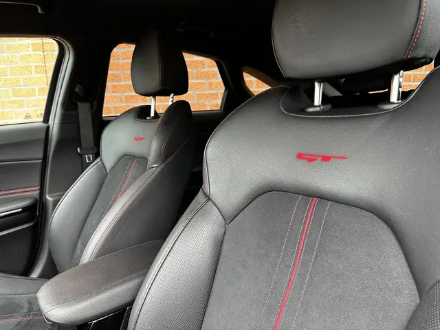 Kia ProCeed 1.6 T-GDi 204pk Automaat GT 2021 Benzine 18