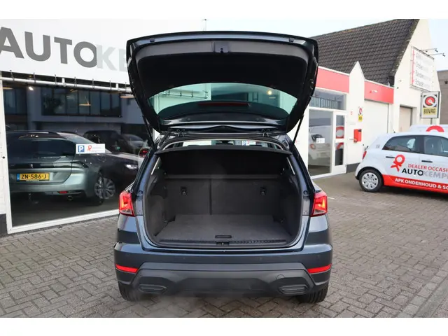 SEAT Arona 1.0 EcoTSI STYLE 2024 Benzine 25