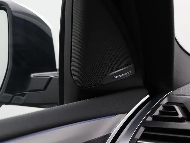 BMW X3 xDrive30e 2024 Hybride Benzine 18