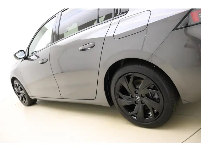 Opel Astra 1.6 Hybrid 180pk Level 4 2024 Hybride Benzine 21