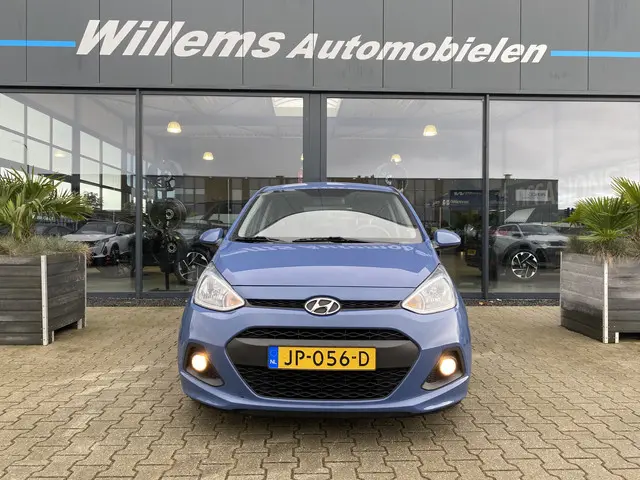 Hyundai i10 1.0i i-Motion Comfort 2016 Benzine 2