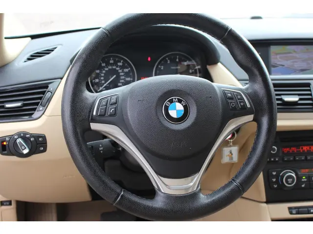 BMW X1 XDrive28i 245pk 4x4 High Executive 2013 Benzine 26