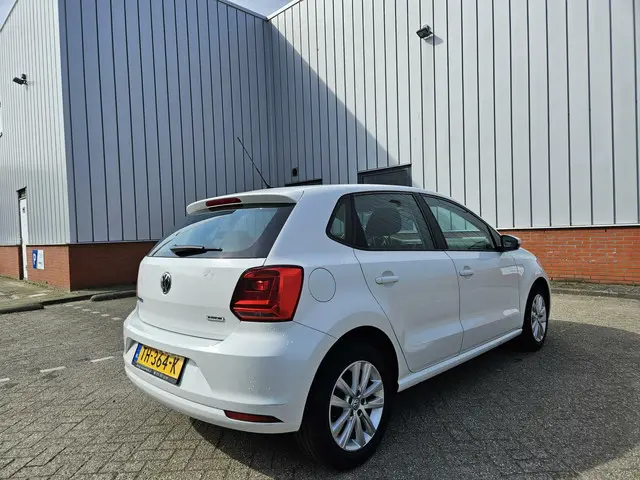 Volkswagen Polo 1.0 Cruise/Airco/5Deurs 2015 Benzine 3