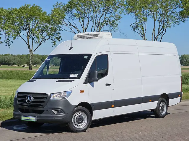 Mercedes-Benz Sprinter 317 2022 Diesel 2