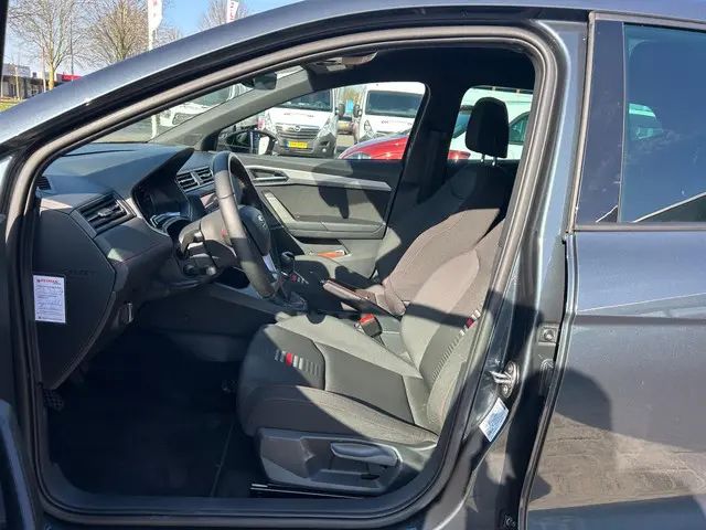 SEAT Ibiza 1.0 TSI FR Business Intense 2021 Benzine 13