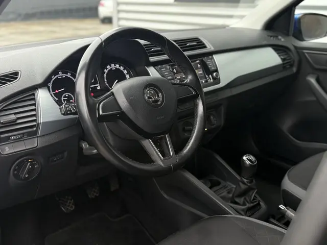 Škoda Fabia Combi 1.0 TSI Business Edition 2019 Benzine 24