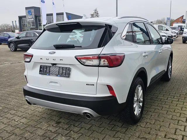 Ford Kuga 2.5 PHEV Titanium 2022 Hybride Benzine 5