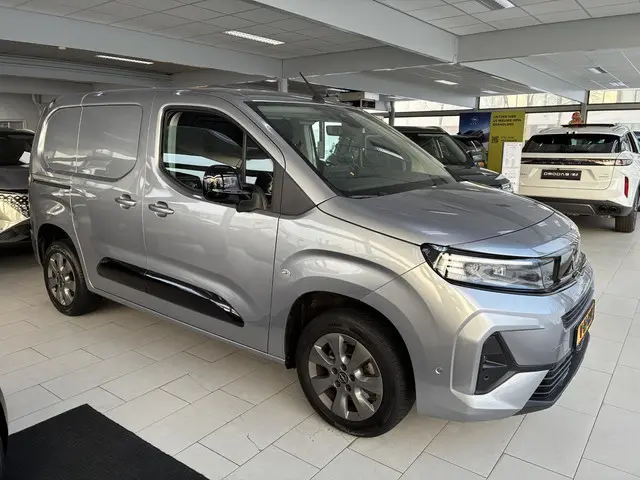 Opel Combo 1.5 BlueHDi 130 Pk Automaat 2024 Diesel 23