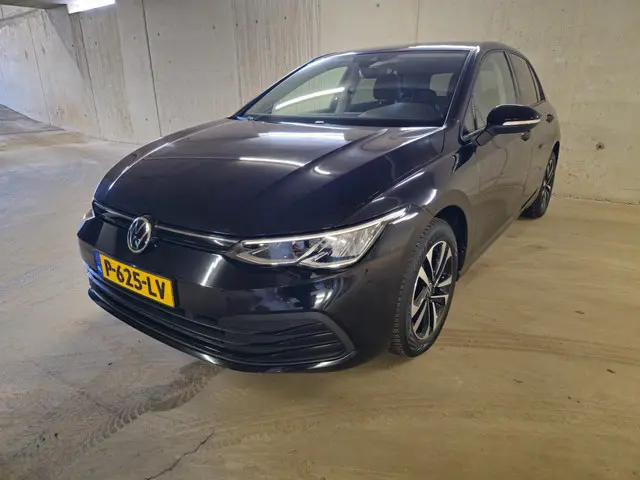 Volkswagen Golf 1.0 TSI Life Business 2021 Benzine 3