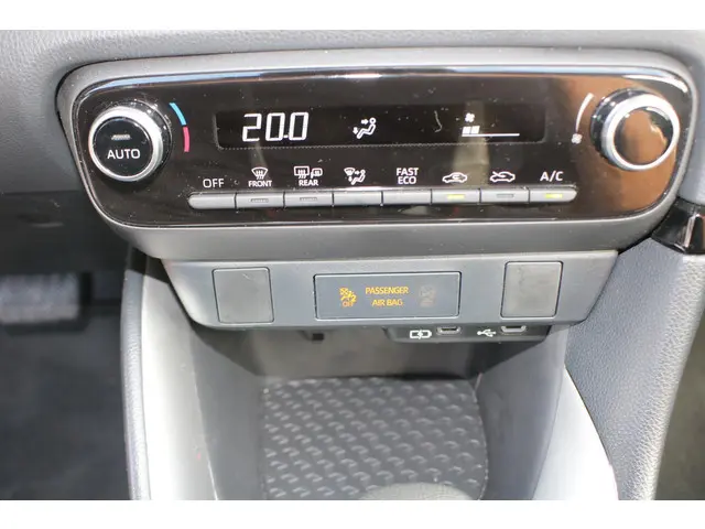 Toyota Yaris 1.5 Hybrid 115 Active 2025 Hybride Benzine 22