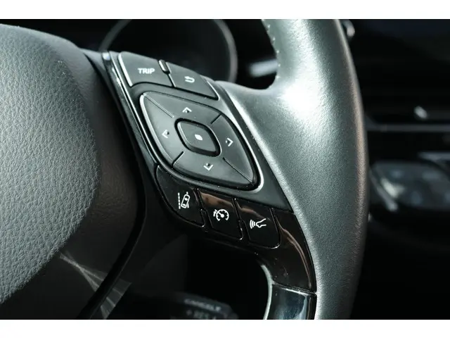 Toyota C-HR 2.0 Hybrid Executive 2021 Hybride Benzine 22