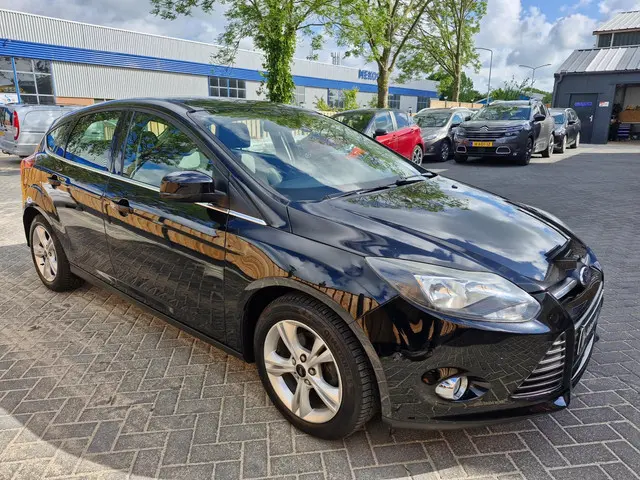 Ford Focus 1.0 EcoBoost 6 maanden garantie 2012 Benzine 7