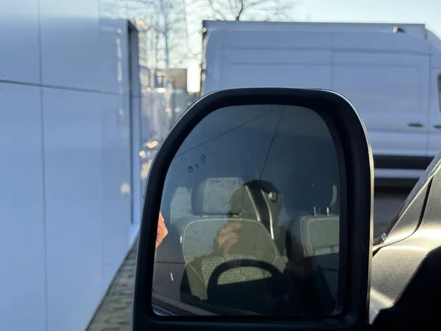 Ford Transit Custom 320 2.0 TDCI 136PK 2024 Diesel 30