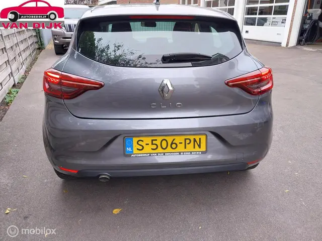 Renault Clio 1.0 TCe 90 Equilibre 2023 Benzine 6