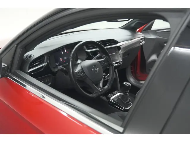 Opel Corsa 1.2 Turbo 100 Ultimate 2023 Benzine 2