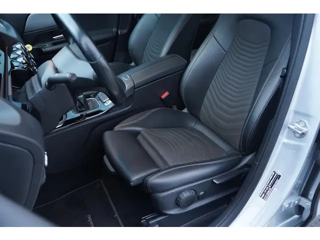 Mercedes-Benz B-Klasse 180d Style 2019 Diesel 15