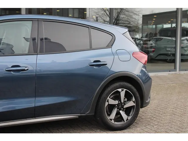 Ford Focus 1.0 EcoBoost Hybrid Active Style 2022 Benzine 13