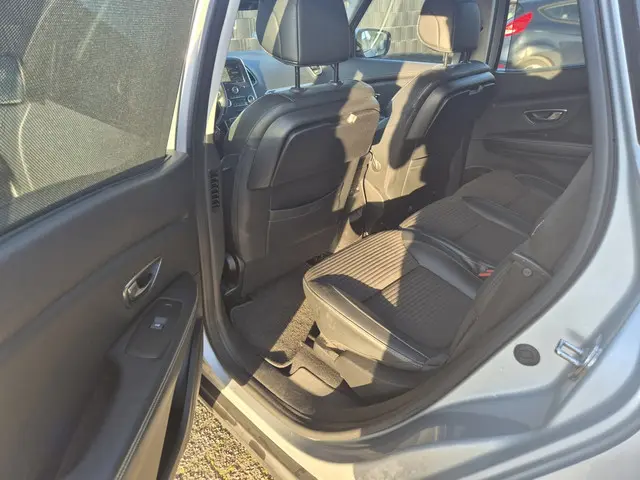 Renault Scénic 1.2 TCe Zen 2017 Benzine 10