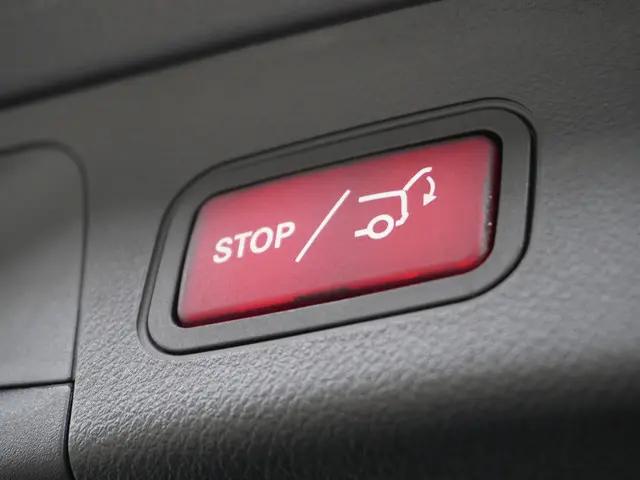 Mercedes-Benz EQA 300 4MATIC AMG Line 2023 Elektrisch 7