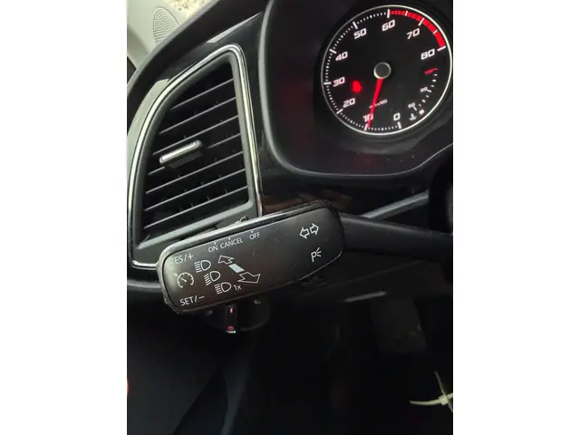 SEAT Leon ST - 1.0 EcoTSI Style Connect 2015 Benzine 19