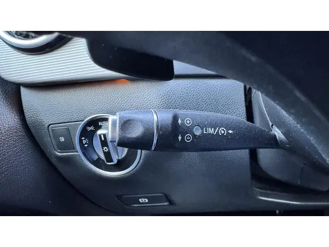 Mercedes-Benz B-Klasse 180 Ambition 2016 Benzine 21
