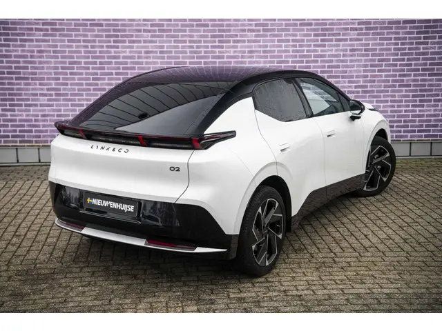 Lynk & Co 02 More 66 kWh 2025 Elektrisch 7
