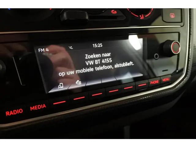 Volkswagen up! 1.0 BMT move up! 2019 Benzine 22