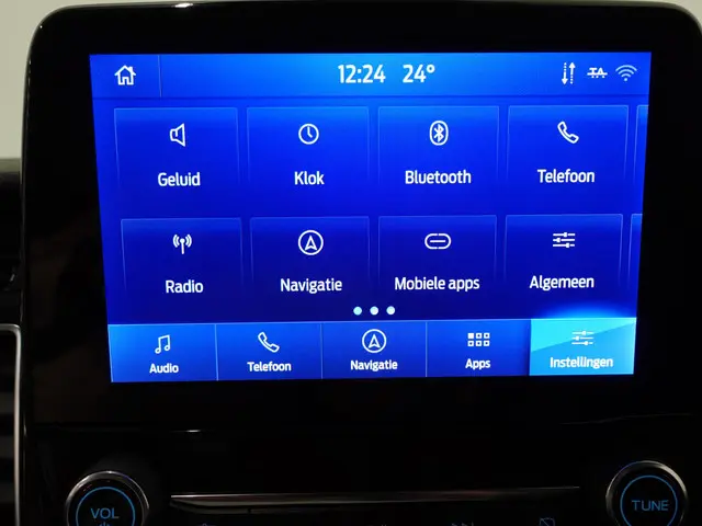 Ford Transit Custom 320 2.0 TDCI L2H1 Sport 2023 Diesel 25