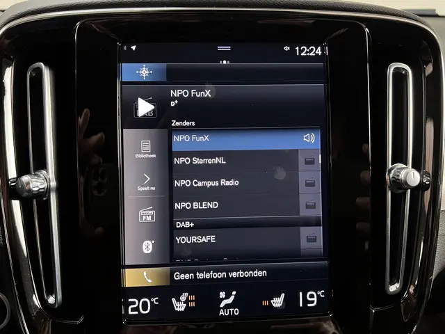 Volvo XC40 1.5 T3 Momentum Pro 2020 Benzine 23