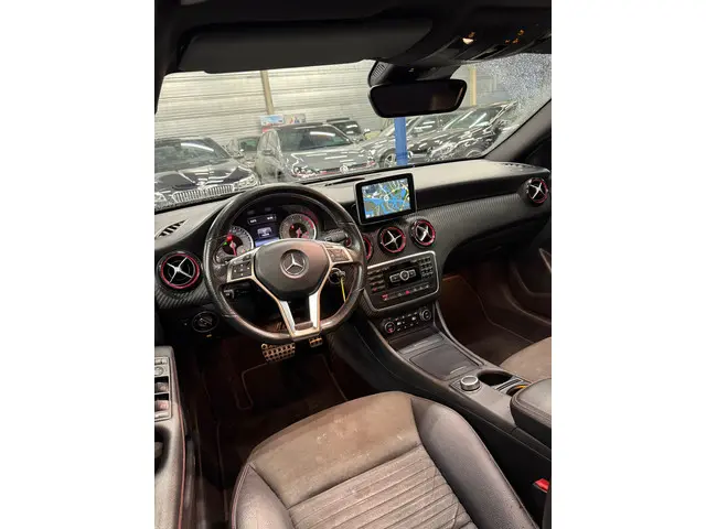 Mercedes-Benz A-Klasse 250 Sport Prestige 2015 Benzine 3