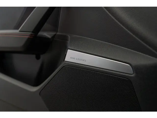 Audi RS3 2.5 TFSI quattro HUD Pano B&O PPF 2022 Benzine 24